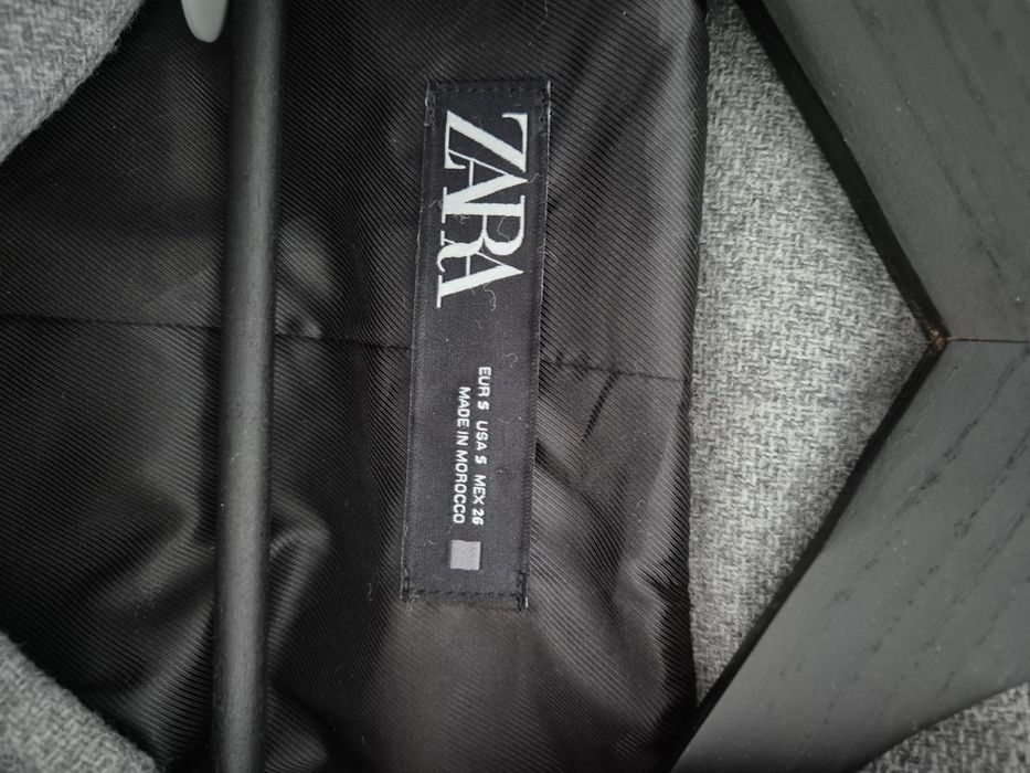 Vând jachetă Zara, S