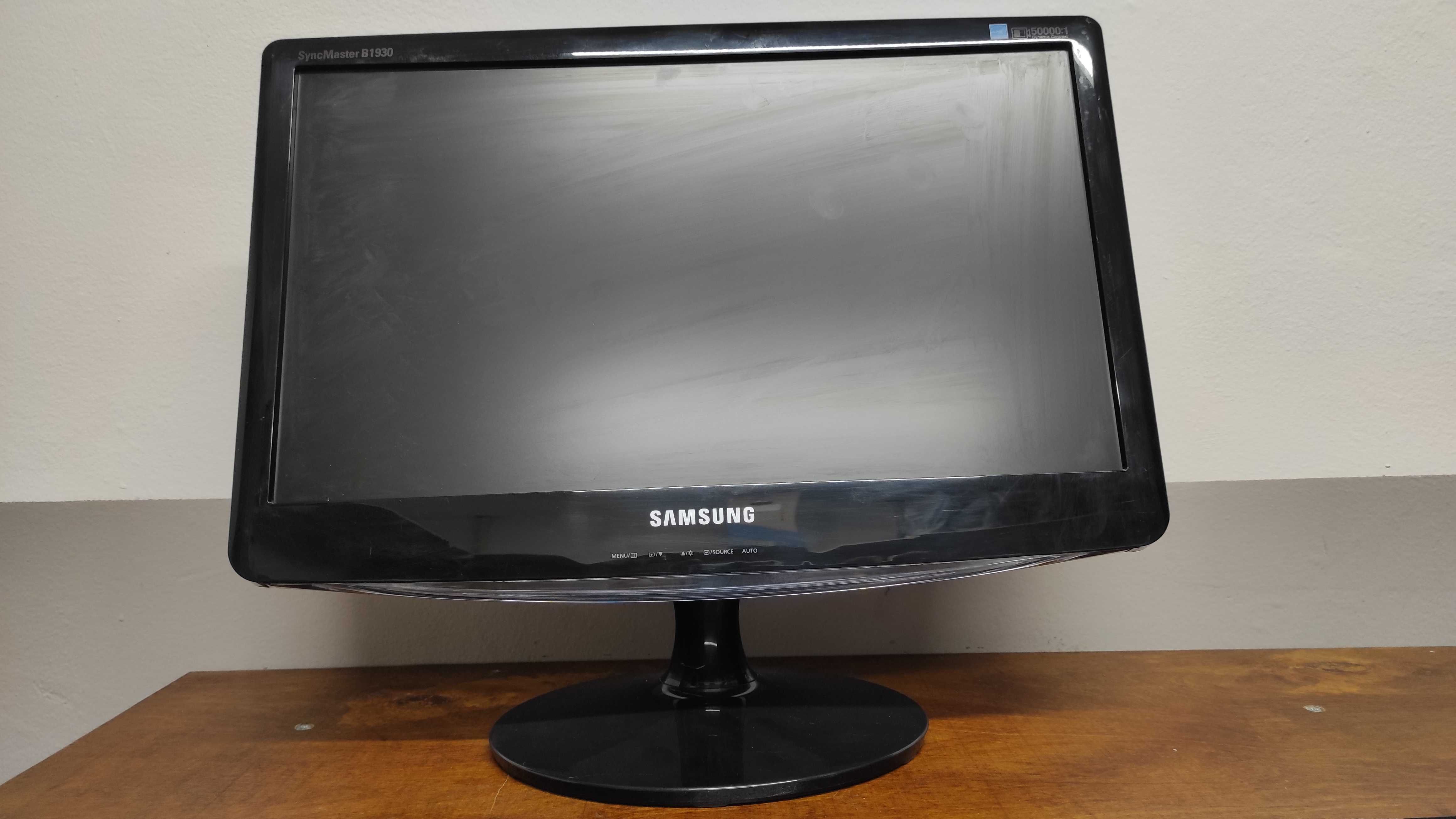 Samsung SyncMaster B1930N 18.5", 1366x768 (16:9)/ 75Гц/ VGA (D-Sub)/