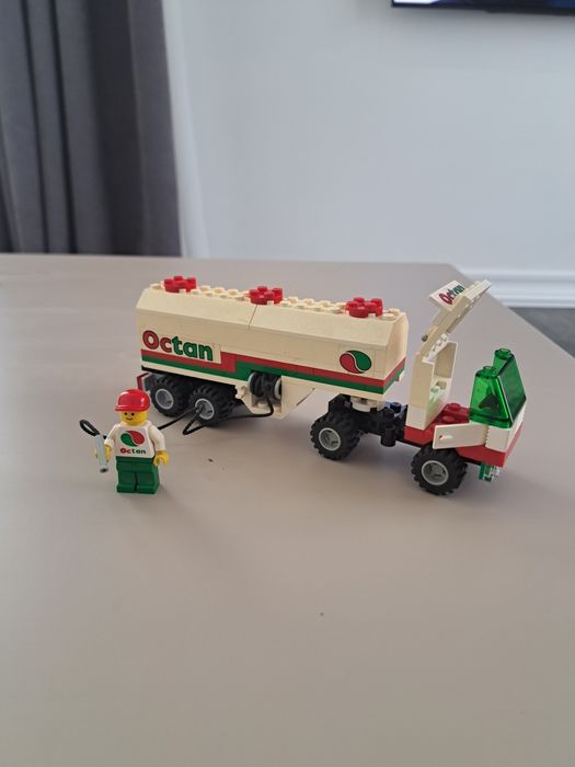 Lego Classic Town Gas Transit 6594-1