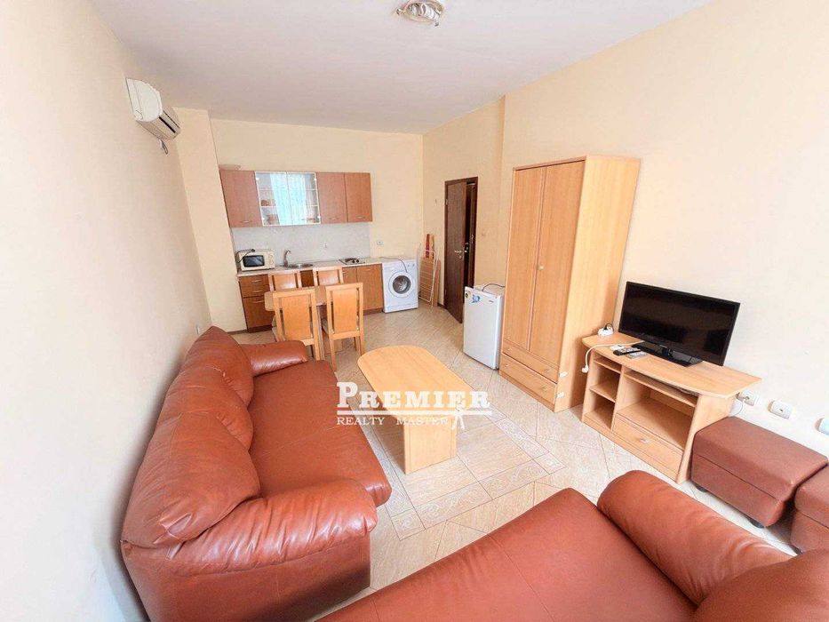 Обзаведен двустаен апартамент на 300 метра от морето в Слънчев бряг