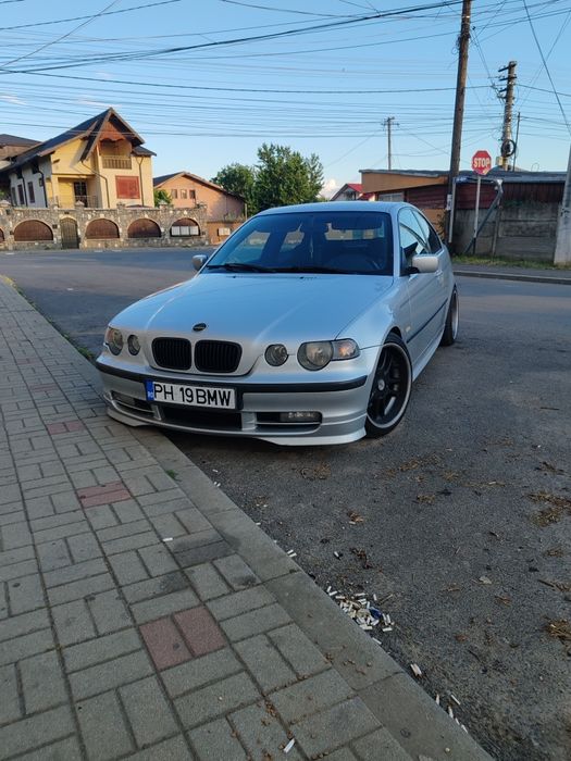 Vând BMW compact