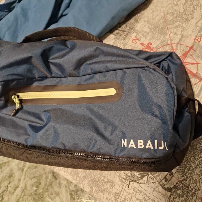 Спортна чанта и халат за плуване Декатлон