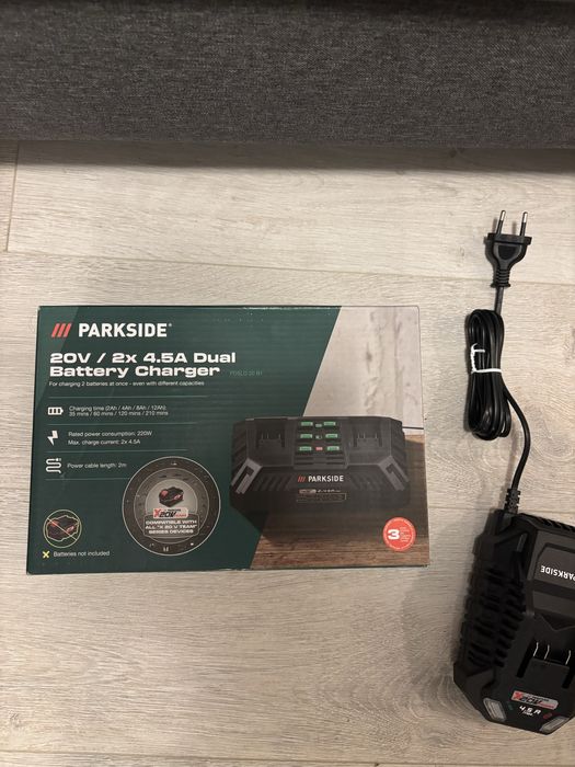 Двойно зарядно устройство Parkside за 20V батерии