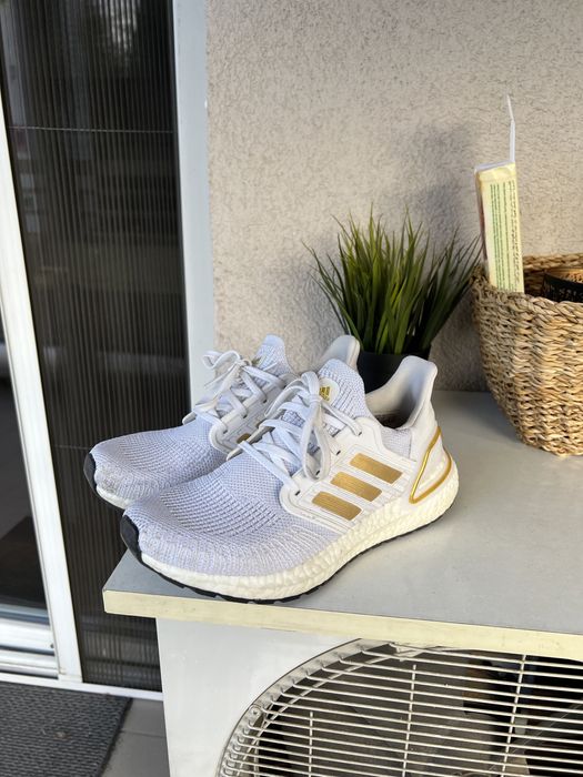 Adidas Ultraboost 20 W - White/ Gold Metalic