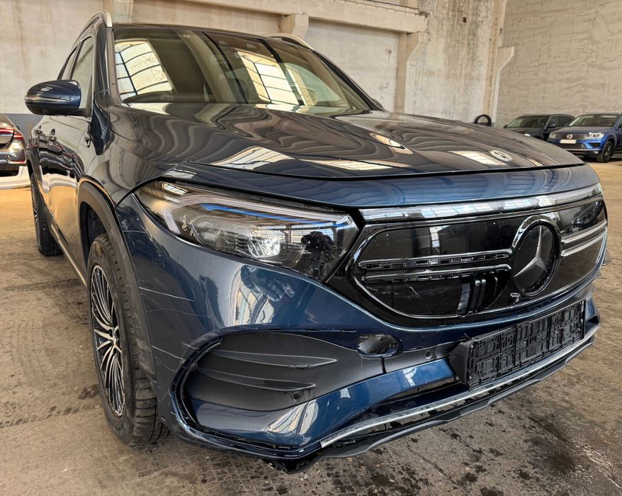Mercedes EQB 300 4matic avariat