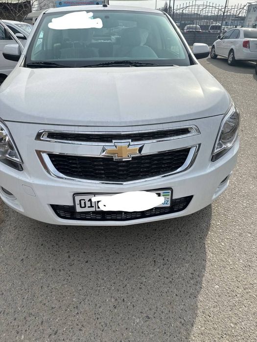 Машина сотилади, янги