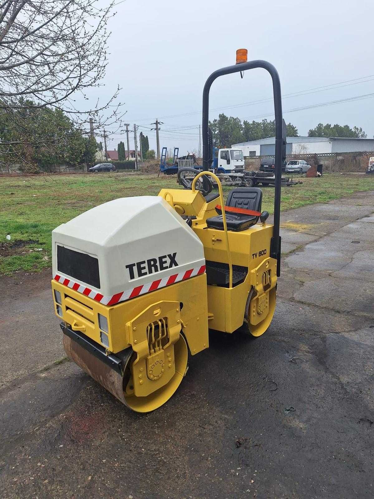 Vand / Inchiriez Cilindru Compactor Terex  TV800 2012