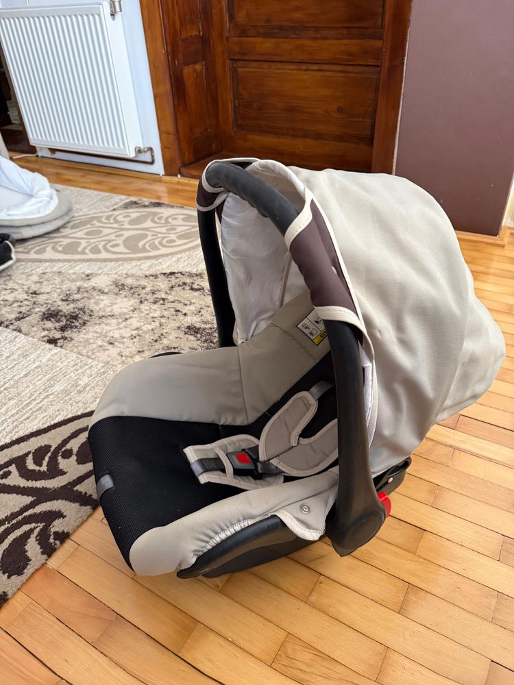 Carucior Kraussman 3 in 1  in stare foarte bună !