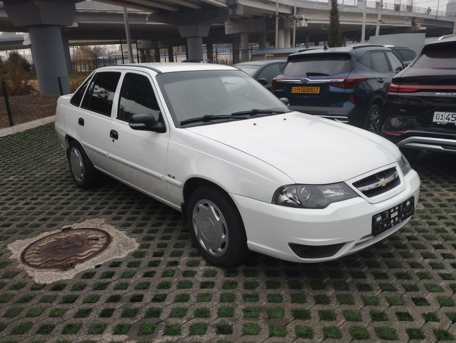 Продается нексия2