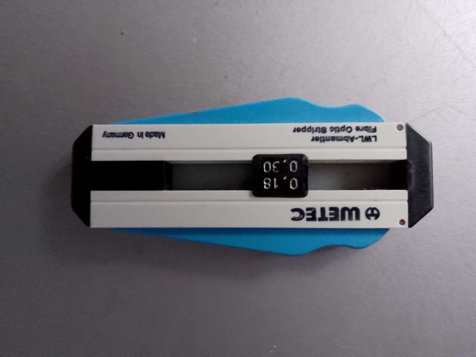 Dezizolator(Stripper) fibra optica (180 - 300 um), Wetec