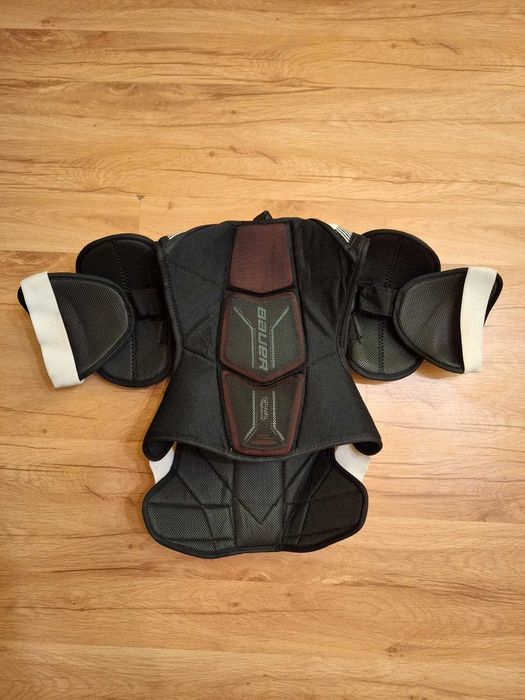 Vând armură pieptar Bauer hochei