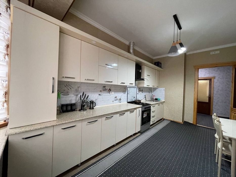 Сдается 2х комнатная  Рудакий