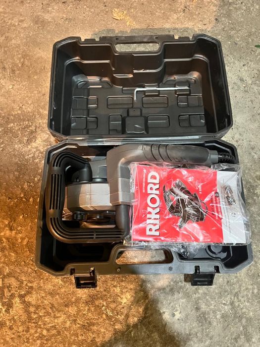 Штроборез RIKORD R50051 новый