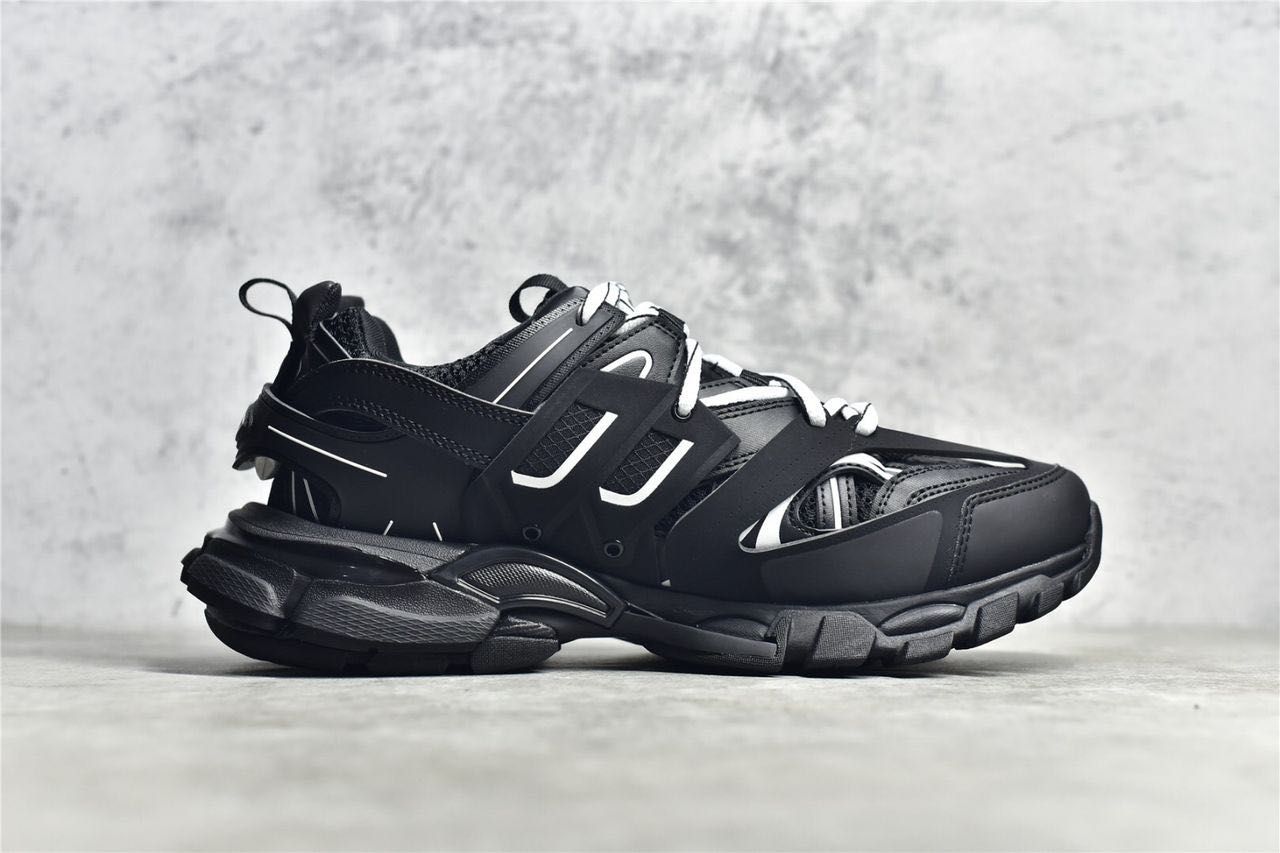 Balenciaga track