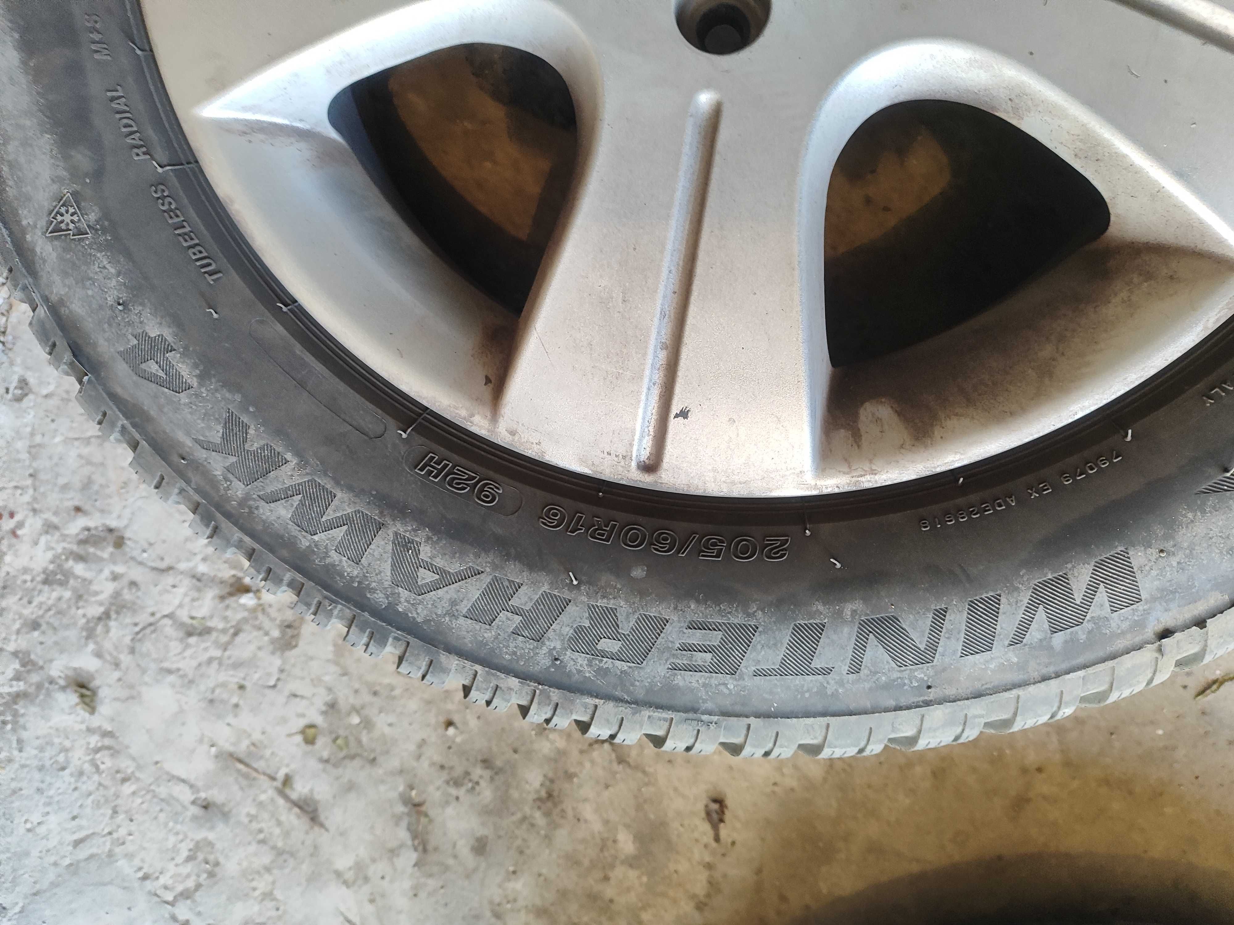 4 зимни Гуми Firestone Winterhawk 4 205/60/16