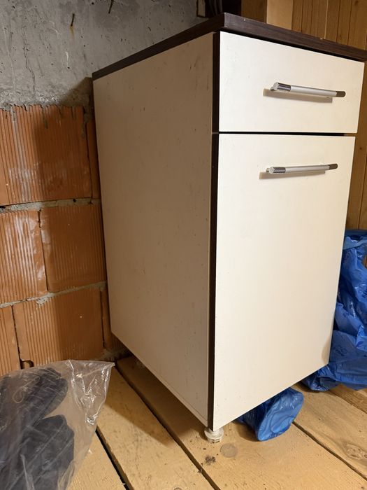 Vand corp inferior bucătărie