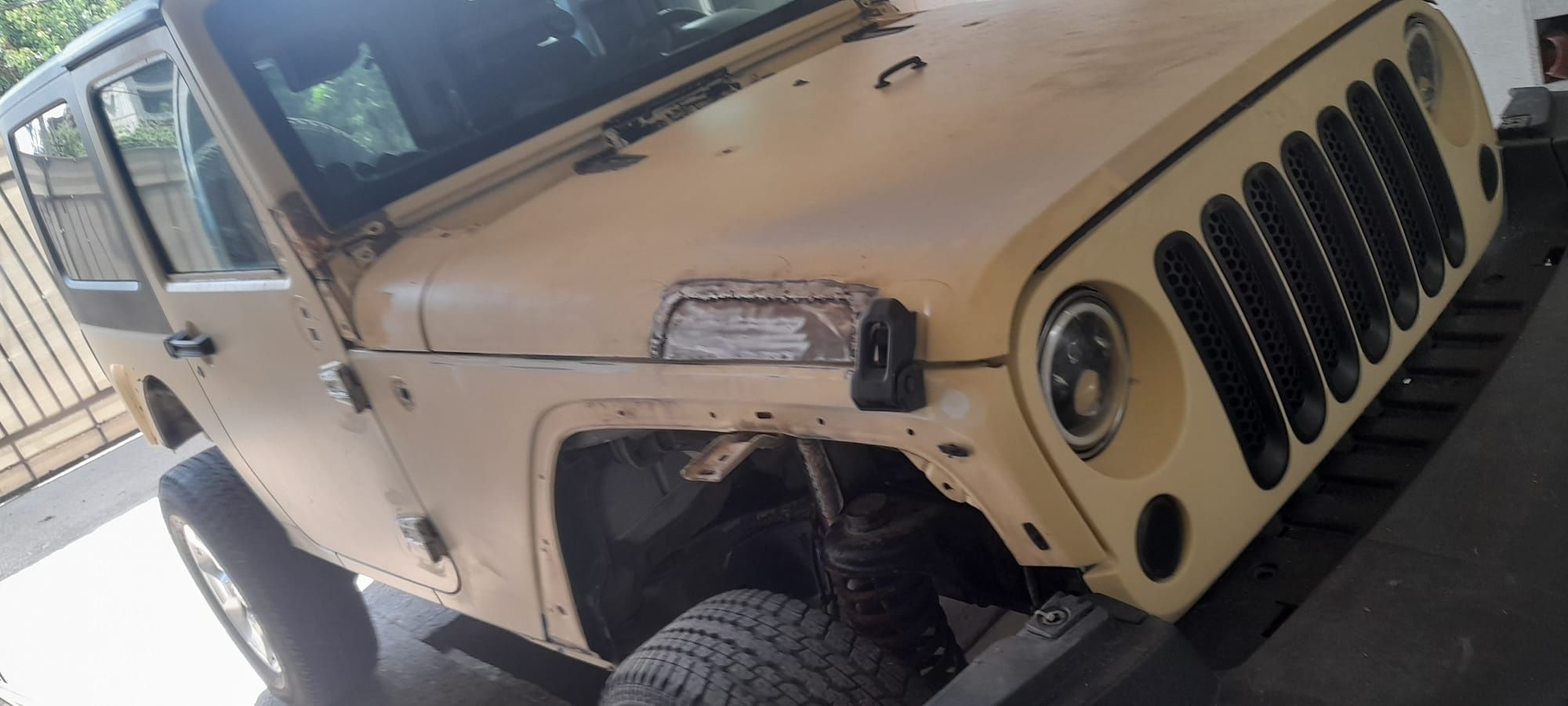Vopsitorie auto tinichigerie 500lei piesa