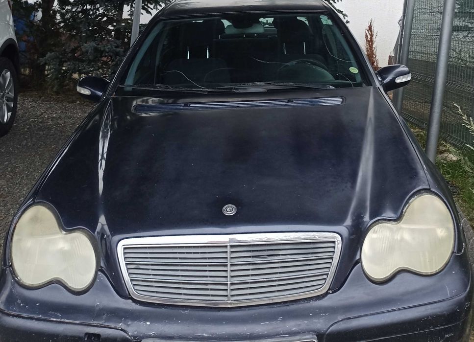 Mercedes Benz C, an 2001, diesel,motor 2,2