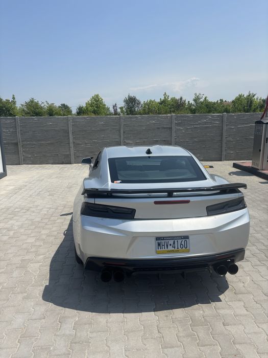 Chevrolet camaro v6