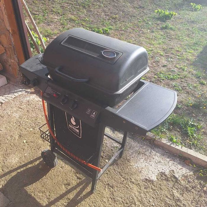 Голямо газово барбекю