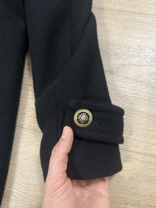 Черно вталено палто Zara, M размер
