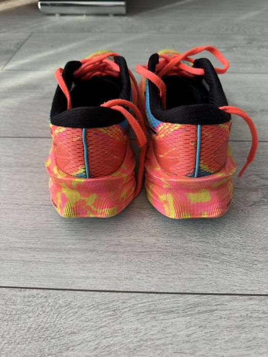 Adidasi alergare Asics