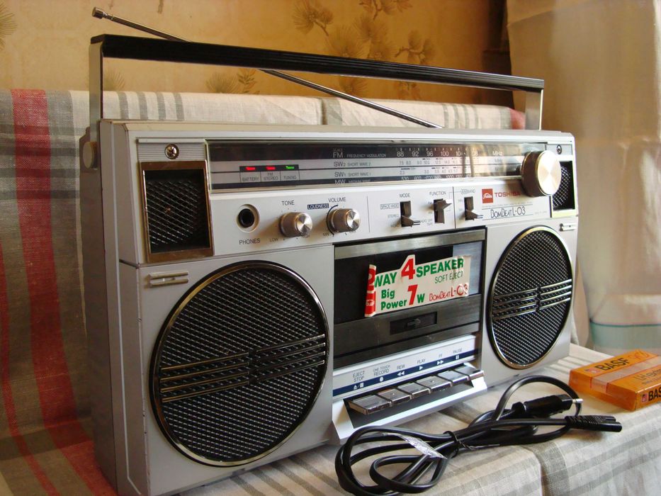 TOSHIBA  RT-110 S BomBeat L-03. 1982 год. Редкая. Made In Japan.