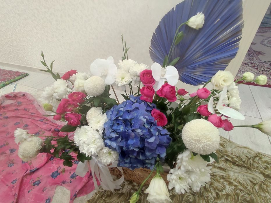 Гүл сатылады цветы