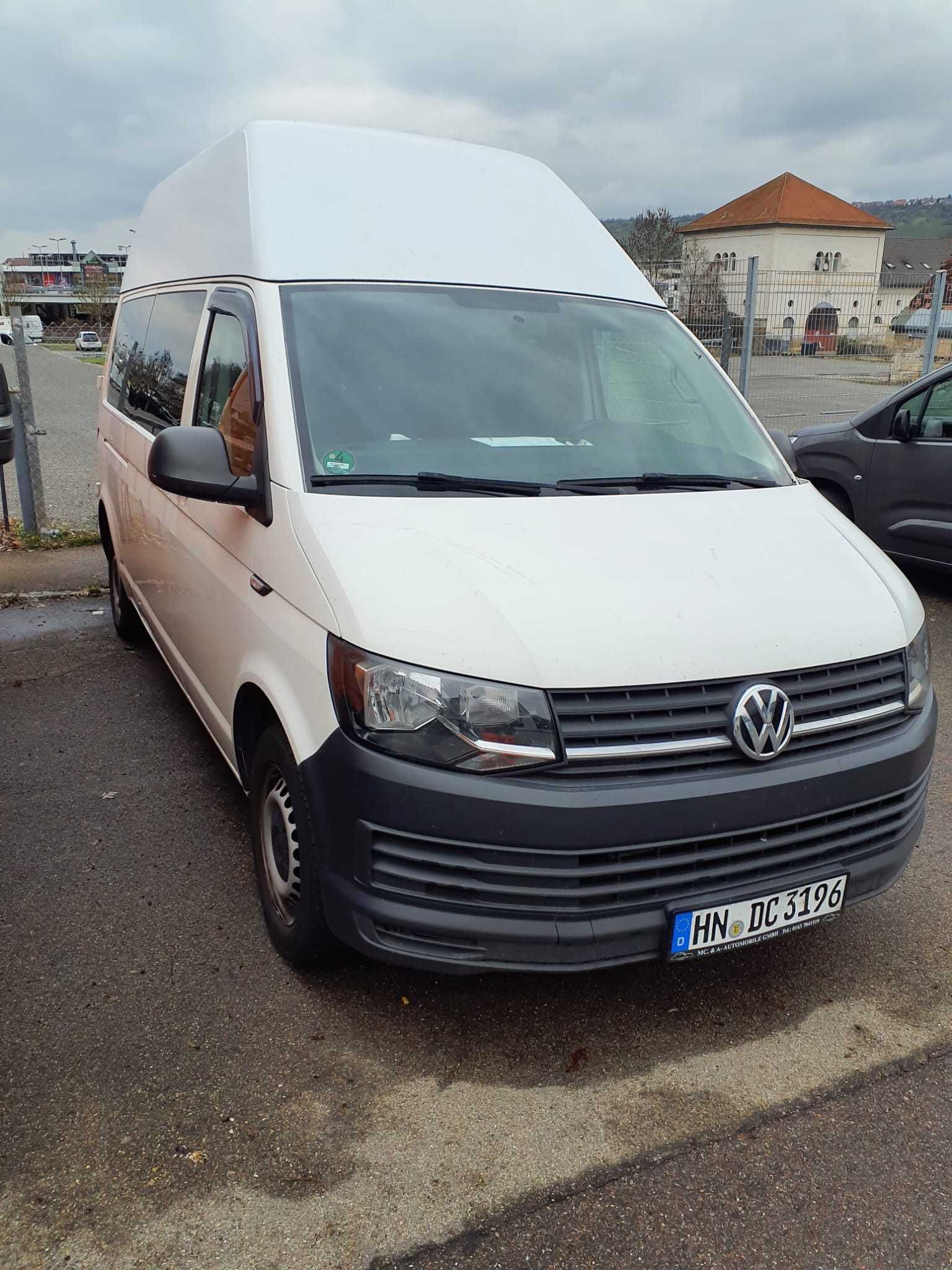 Vind VW T6 Kombi,8+1,înmatriculat în Germania.