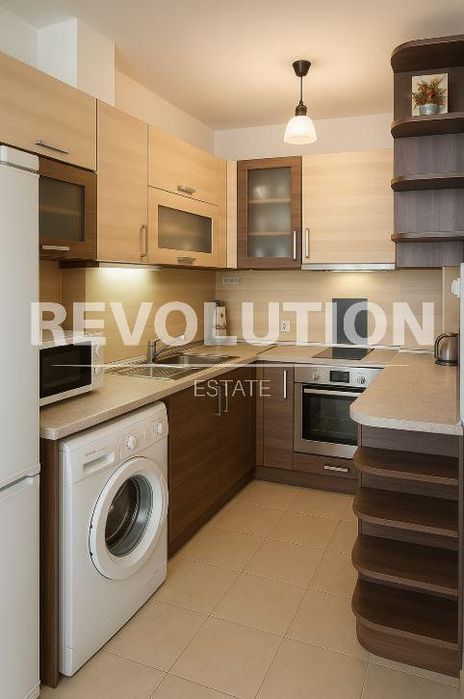 Дава се под наем Тристаен апартамент в Варна, Автогара - 80 кв.м за 500 € - Снимка #2