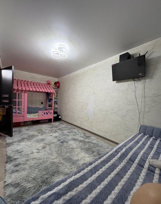 Продам 1 комн.кв.гост.типа. 19 мкр.