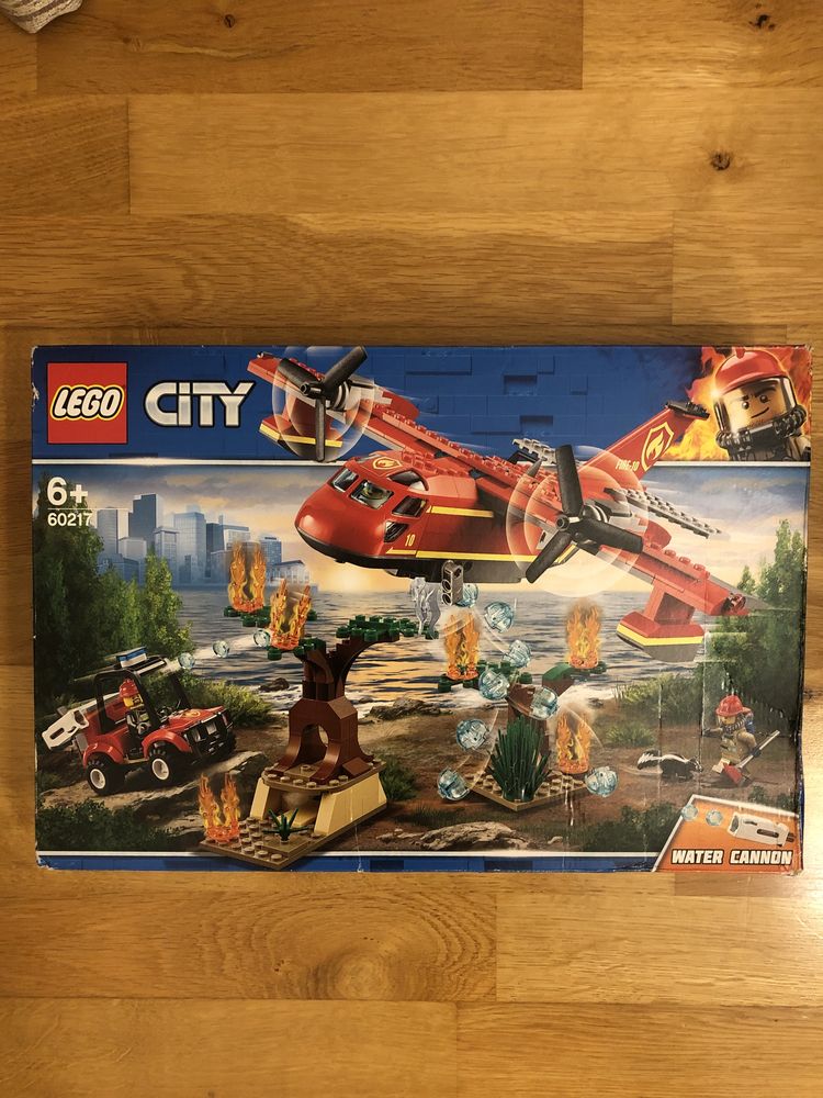 Lego City Fire 60217 Avionul pompierilor