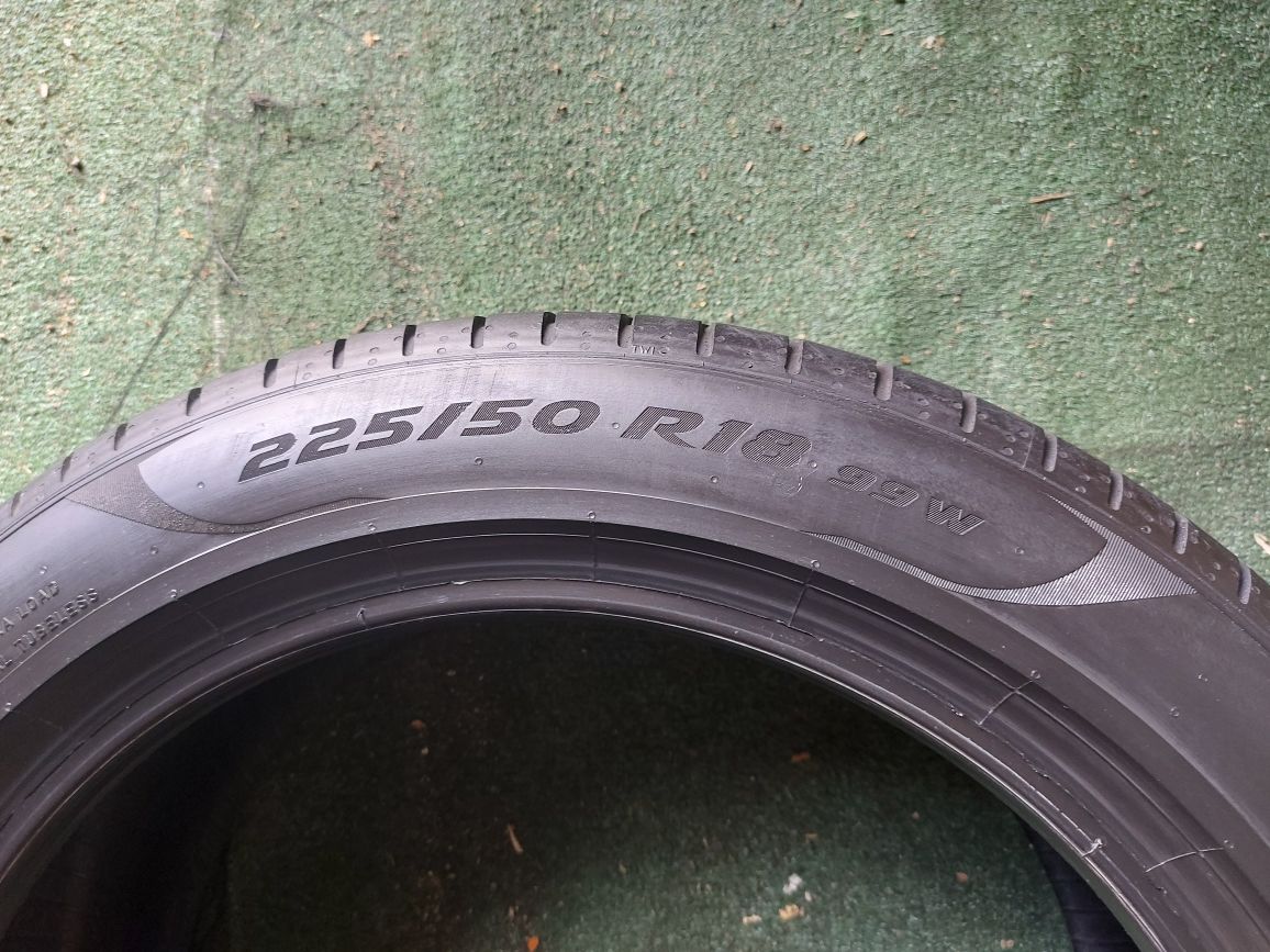 225 50 18 Pirelli DOT 2018 vara