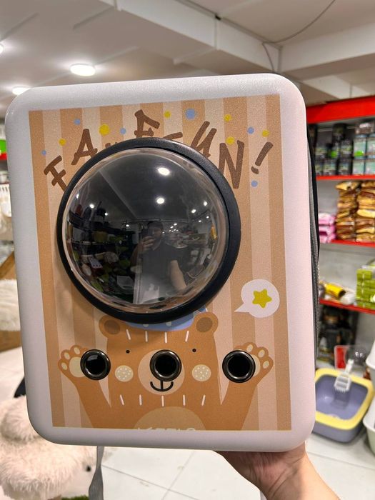 Переноска обсалютно новая рюкзак для  кошек и котят катов. Есть ДОСТАВ