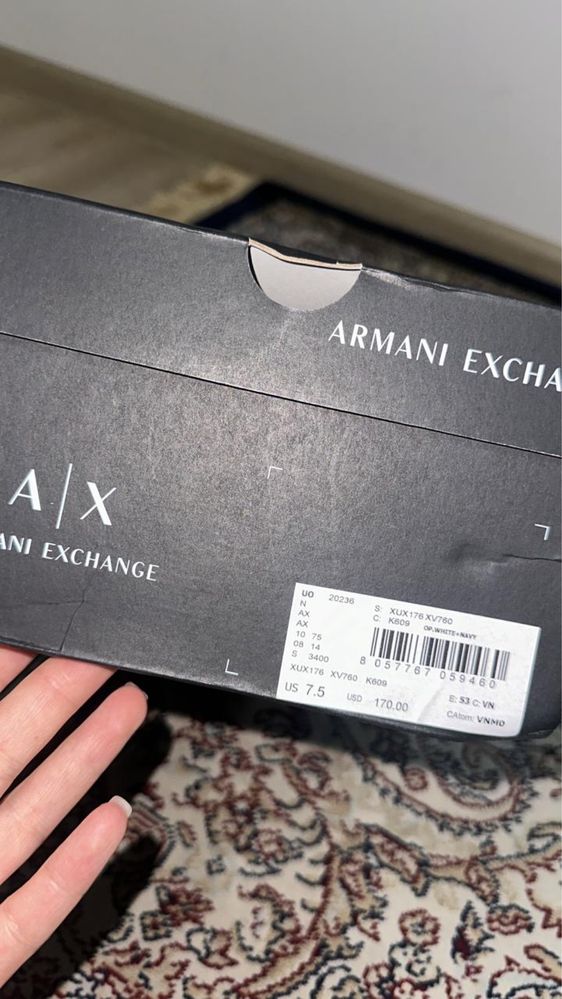 Продам кеды Armani Exchange
