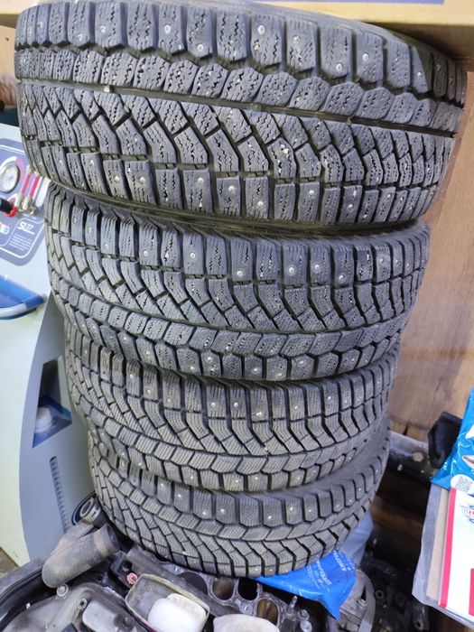 Зимняя резина шипованный