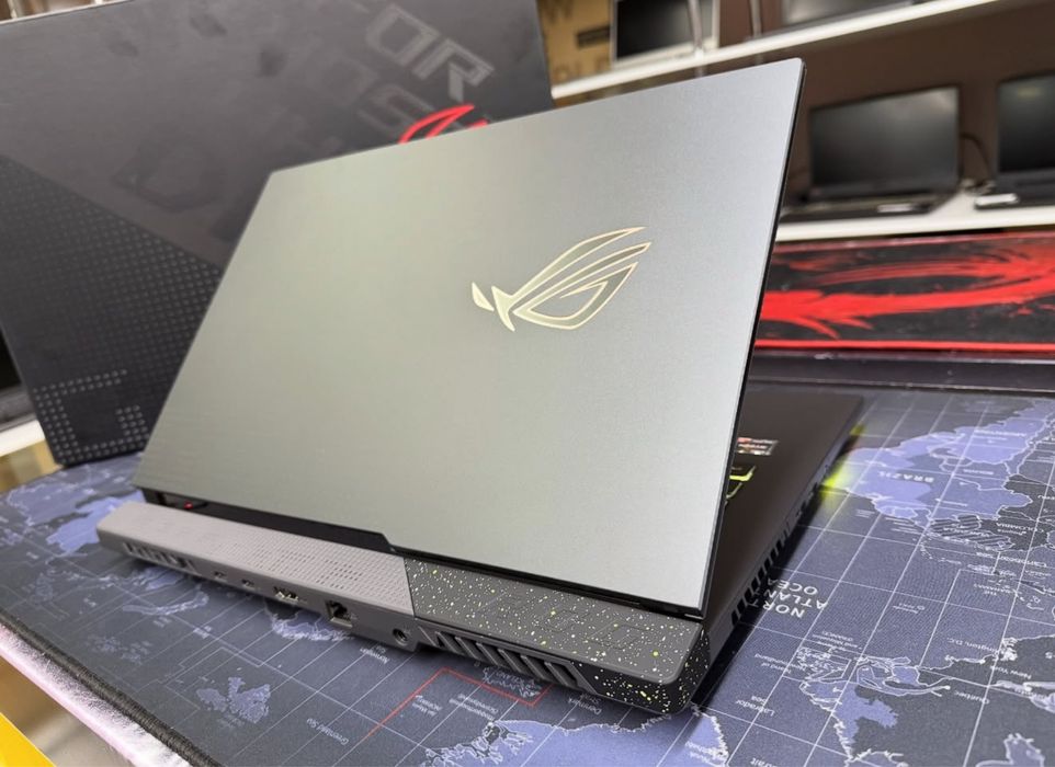 Asus ROG Strix G15 - Ryzen 7-6800H/RTX3080