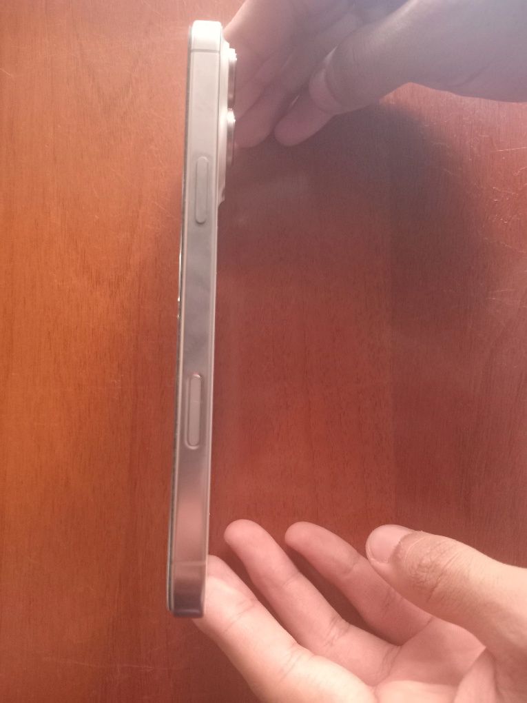iPhone 16 Pro max