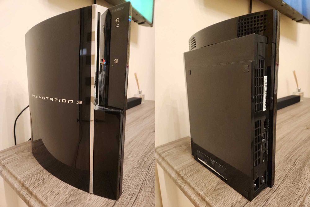 PlayStation 3 (PS3) 320GB (CECHC04) Modat, Backwards Compatible