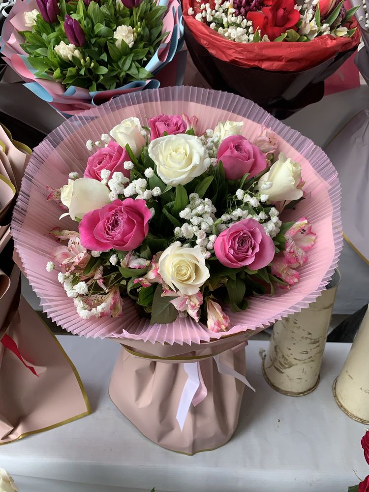 Pion siren bables tabiy buket gullar