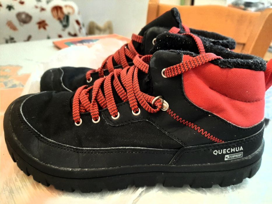 Детски обувки, подарък 2 долници