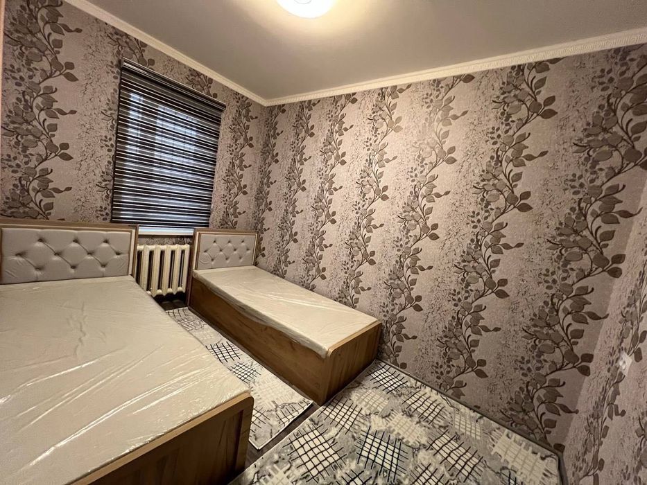 Сдается 3х комнатная квартира 
С обстановкой 
В горде Алмалыке