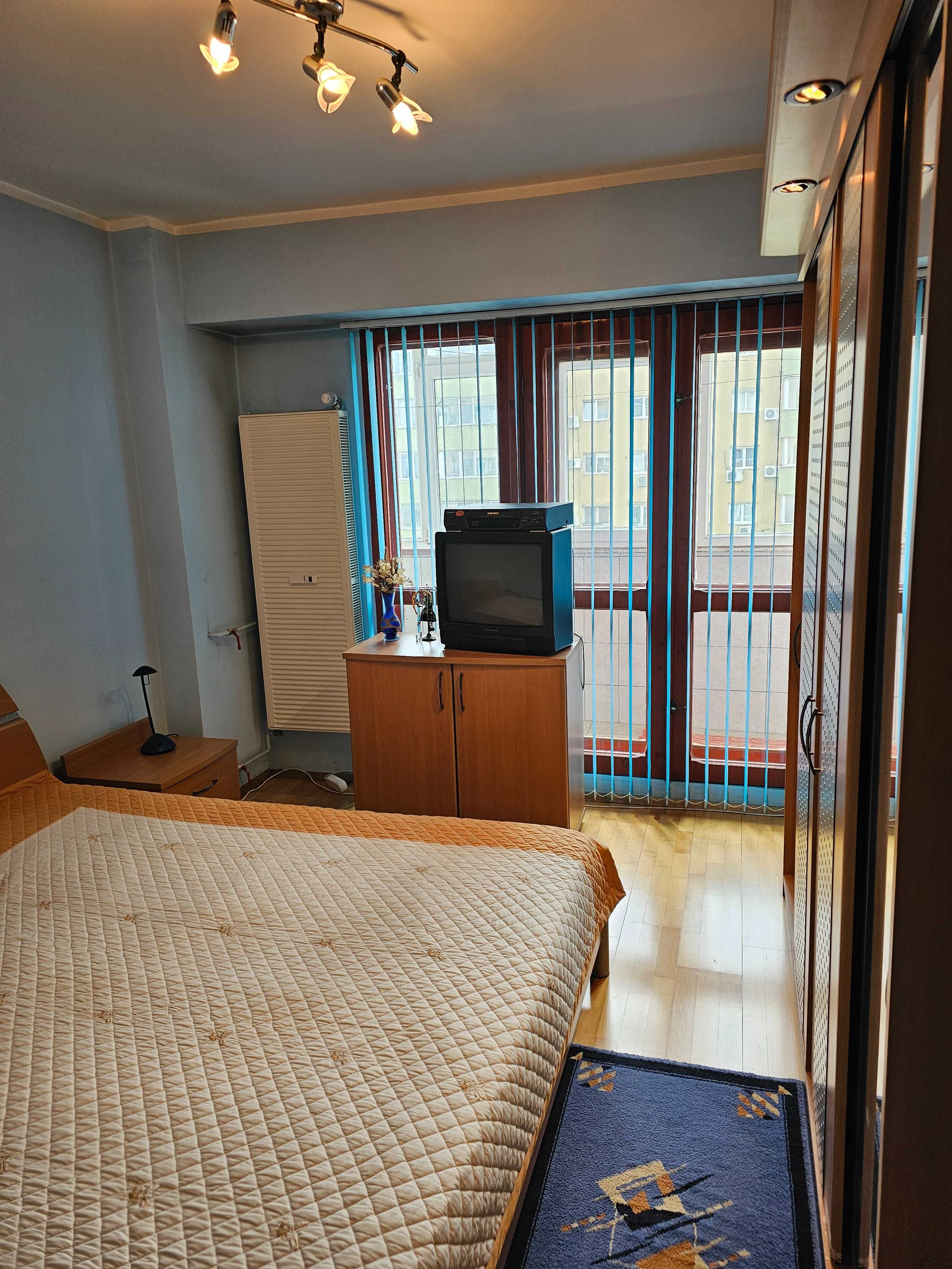 Apartament 3 camere Sos. Pantelimon 91(Str Ritmului/Bd Ferdinand) 1980