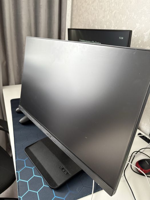 Продам монитор.