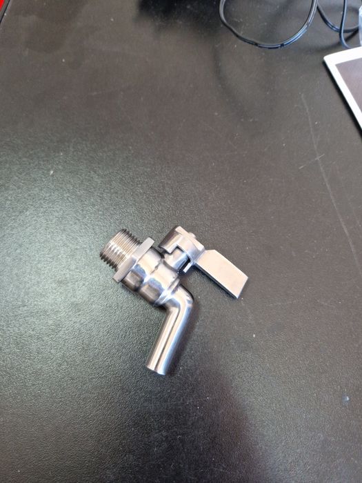 Cisterna/Butoi/Vas/ Recipient Inox Alimentar 1.000l capac flotant