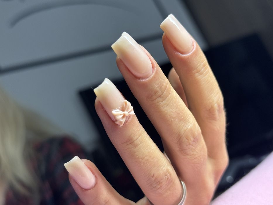 Manichiura Vatra Luminoasa