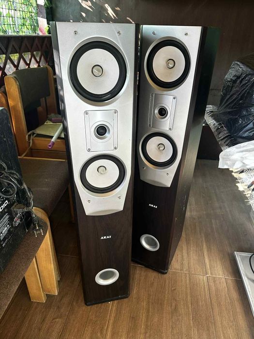Boxe akai stare f buna