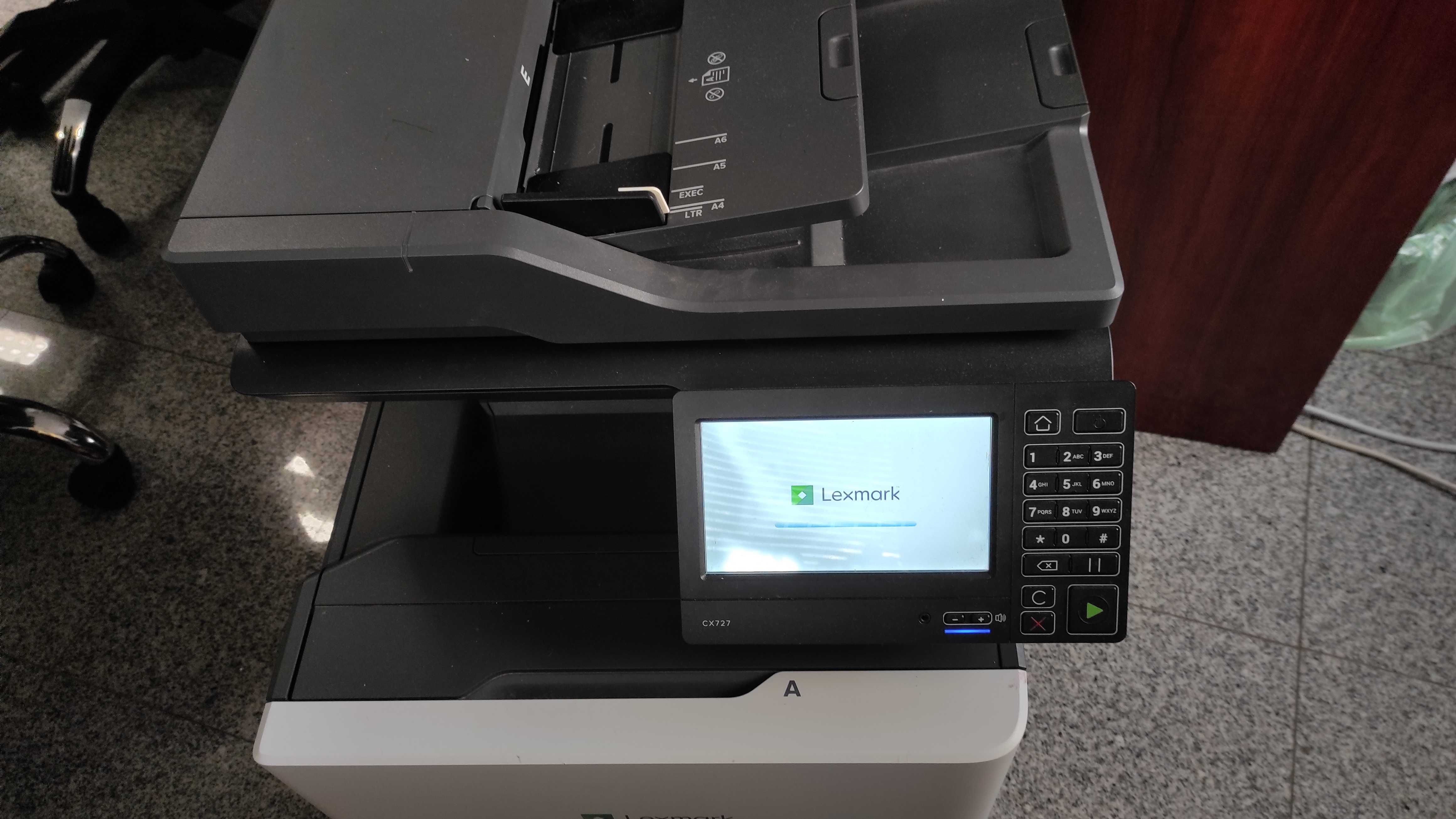 Vand imprimanta laser color Lexmark cx727