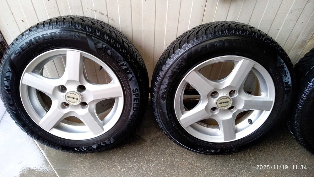 15 цола,4х100,в комплект с много добри зимни гуми!ЦО-60,1