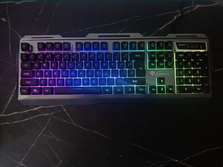 Tastatura Genesis Rhod 420 RGB Mechanic